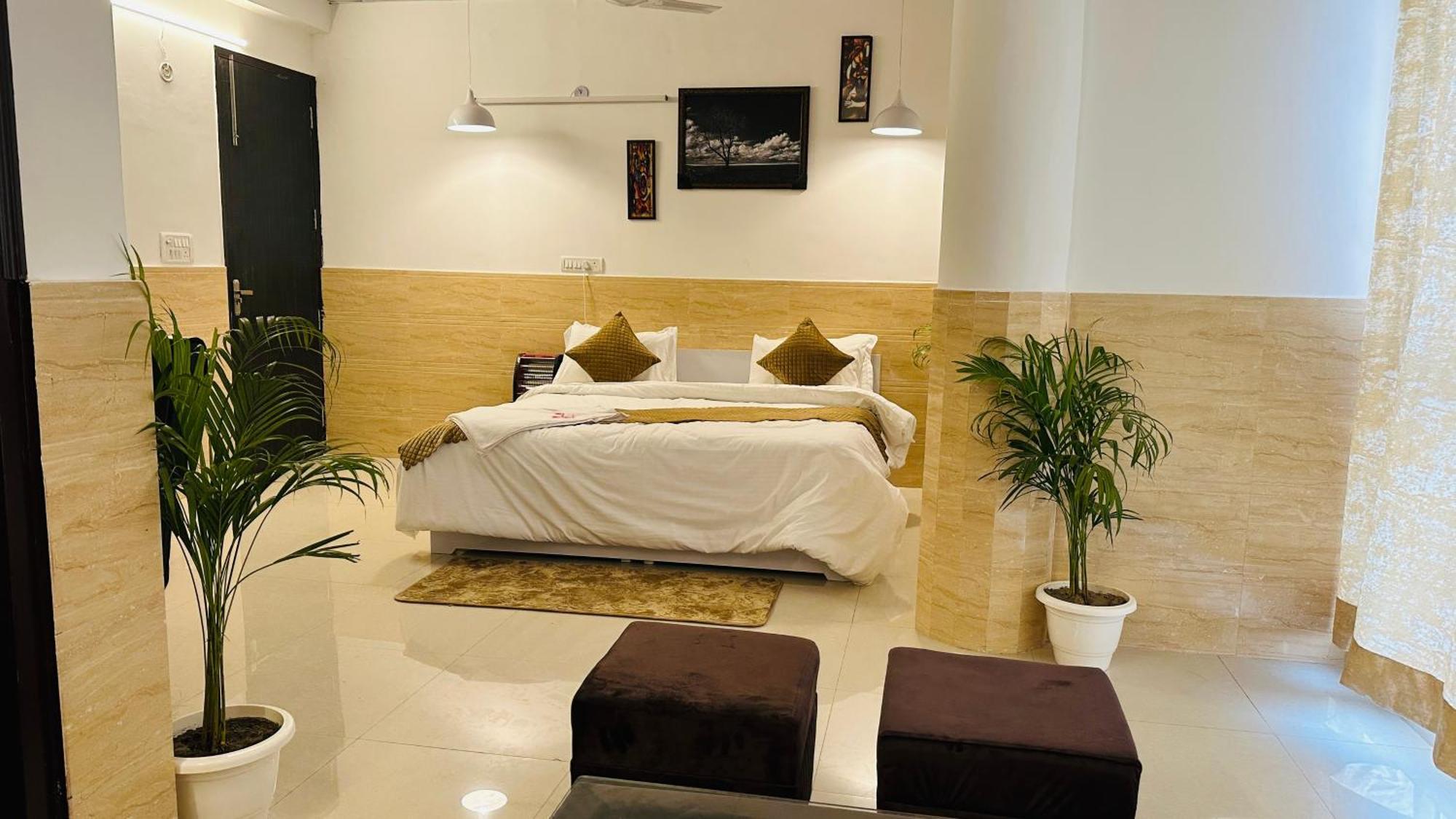 Dr White House - Noida Sector 18 Hotell Eksteriør bilde