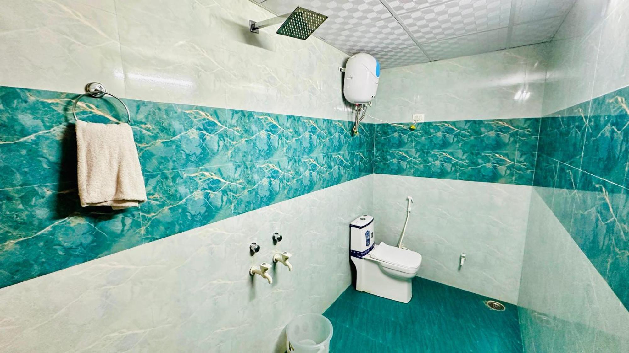 Dr White House - Noida Sector 18 Hotell Eksteriør bilde